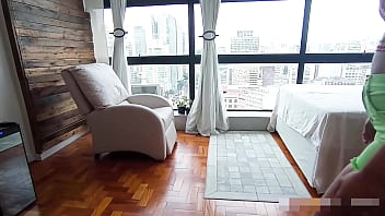 Zelador fiel não aguentou e gozou