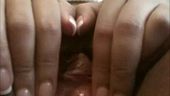 1645095 pussy play before work