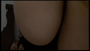 Novinha com a buceta molhada parte 1