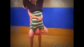 Lift and carry piledriver