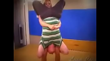 Lift and carry piledriver