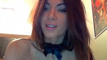 Hot big tis brunette naked on webcam