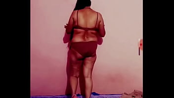 मैं 38 साल की विवाहित हुँ पति से असंतुष्ट हुँ मु