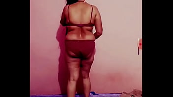 मैं 38 साल की विवाहित हुँ पति से असंतुष्ट हुँ मु