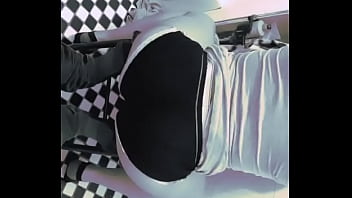 Ass shaking in bathroom