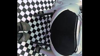 Ass shaking in bathroom