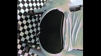 Ass shaking in bathroom