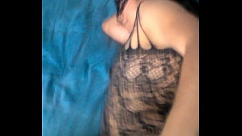 Venezolana arrecha me busca ya que su marido no la complace en la cama