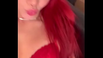 Essa princesa ama receber comentarios