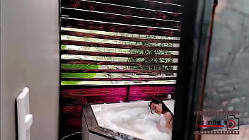 Espiando a mi vecina spying on my neighbor