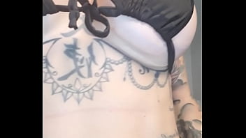 Bonjour mes amours comment ça va aujourd'hui moi tous va bien une danse