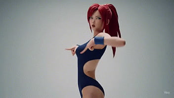 Rubia blanca tetona grandes caderas se mueve