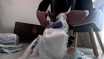J'aime trop détruire tes couches J'aime trop détruire tes couches
