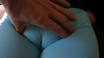 ¿puedo tocar tu coño suave grande y gordito el coño más hermoso de internet