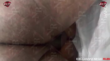 Novinha gostosa pede pra colocar no cu com força