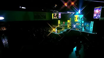 Jovem atrevido coloca kyna na chapa