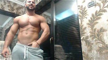 Huge Uncut Cock Muscle Stud Cam Hornybrocamcom thumbnail
