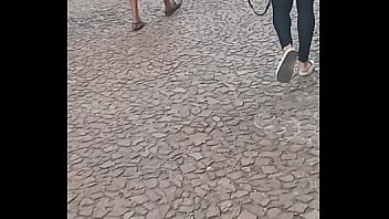 Magrinha com a bunda perfeita