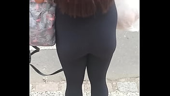 Magrinha com a bunda perfeita