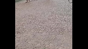 Magrinha com a bunda perfeita