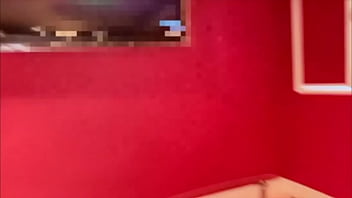 出会い系で知り合った女の子と映画を見た後にホテルに行って激しく突き合いました