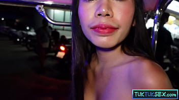 Asian teen with big boobs from thailand taken away with a tuktuk for sex