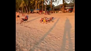 Лиса рулит бикини thumbnail