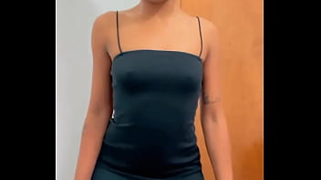 O que você viu primeiro rt pra essa preta gostosa clica no ️