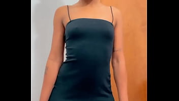 O que você viu primeiro rt pra essa preta gostosa clica no ️