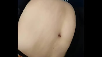 Milf comes to visit me so i can play with her belly button