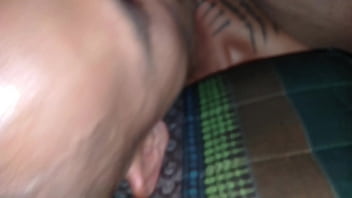 สาวนักศึกษาดูดควยให้ฉันแล้วฉันก็เลียหีให้อย่างเสียว