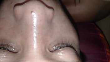 สาวนักศึกษาดูดควยให้ฉันแล้วฉันก็เลียหีให้อย่างเสียว