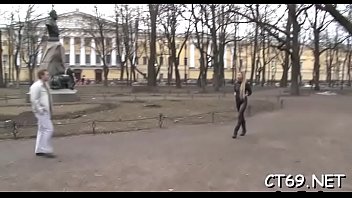 Skillful seduction helps dirty honey enjoy the sex to the max