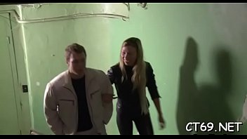 Skillful seduction helps dirty honey enjoy the sex to the max