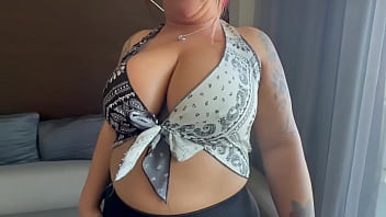 Which top is best for titty fucking shirt #1 intro