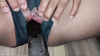 How i like to suck it and take it to the back of my throat and let it give me all the cum