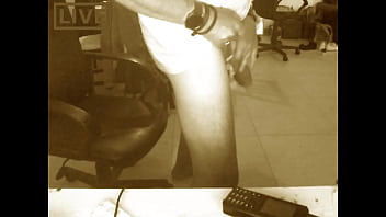 Somebody make me hard plz very thick cock