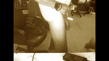 Somebody make me hard plz very thick cock