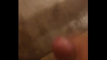 Masturbating cumshot for the ladies