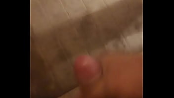 Masturbating cumshot for the ladies