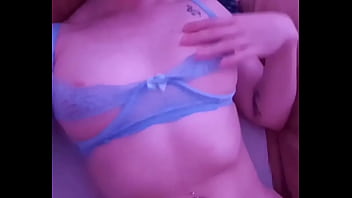 Ja é boa hora pra postar meus peitinhos