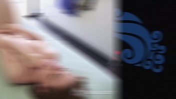 Yanks cutie alisha adams toys her pussy