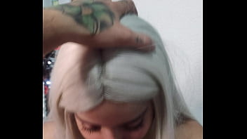 Feitiço wellington perdeu o controle no boquete intenso e gozou na boca da bruxa