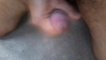 Punheta Com Gozada Farta thumbnail