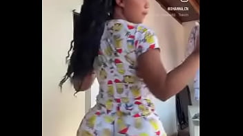 Elle Danse thumbnail