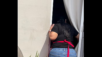 Culona es grabada no se da cuenta