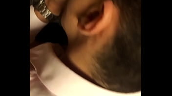 Safado Mamando No Banheiro Do Shopping thumbnail