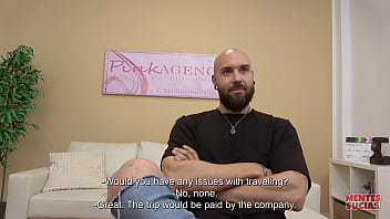 Final interview at pink model's last test english subtitles