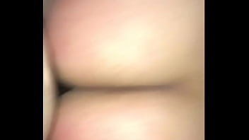 Linda morena latina con un buen culo