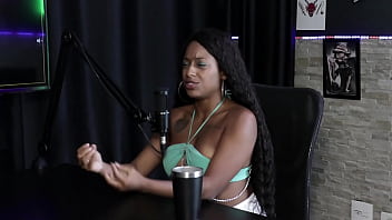 Não Se Sentia Confortável Sente Prazer Na Buceta Quer Gravar Uma Posição Específica E Demonstrou Seu Gemido E Boquete Vicky Menage Sheer Red thumbnail